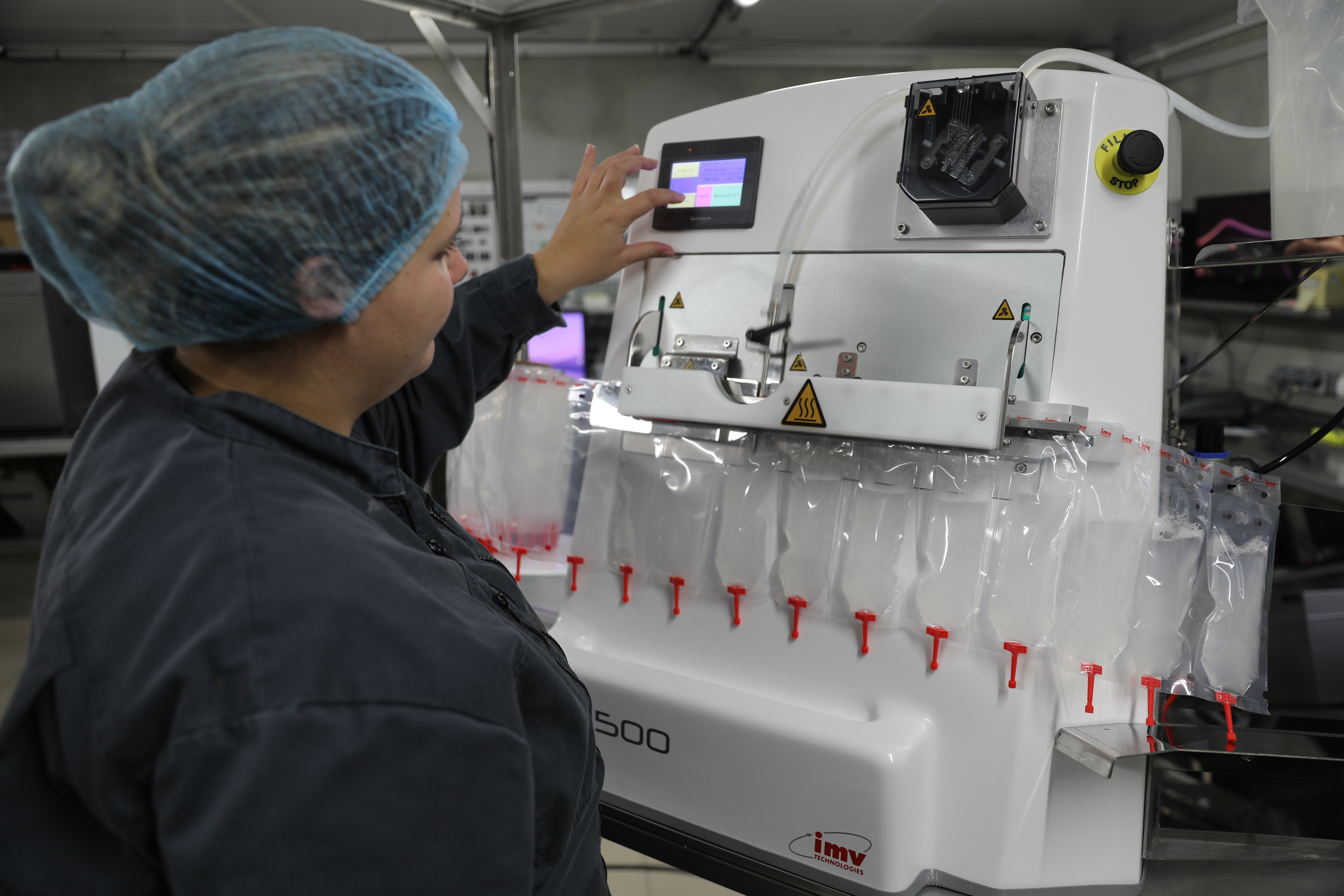 Eficiência e Padronização: Como a Automação Prática do GTB 500 Eleva o Patamar das Centrais de Sêmen Suíno