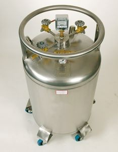 photo Nitrogen Tanks